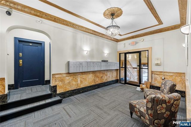 303 Hamilton Place A4, Hackensack, NJ 07601