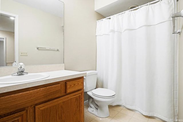 1539 Stone Court, Elkhart, IN 46514