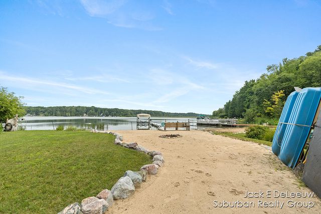 7636 W Birch Lane, Claybanks Twp, MI 49446
