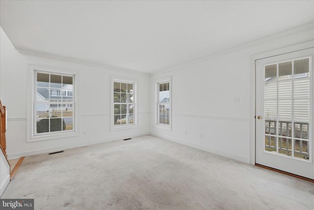 404 FREMONT CT, Berryville, VA 22611