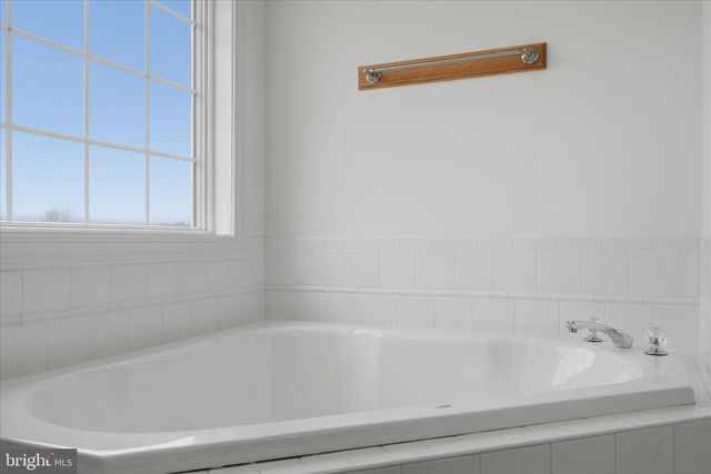 404 FREMONT CT, Berryville, VA 22611