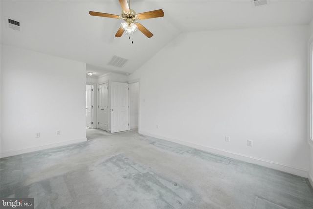 404 FREMONT CT, Berryville, VA 22611