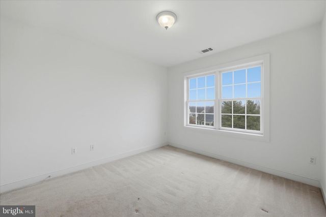 404 FREMONT CT, Berryville, VA 22611