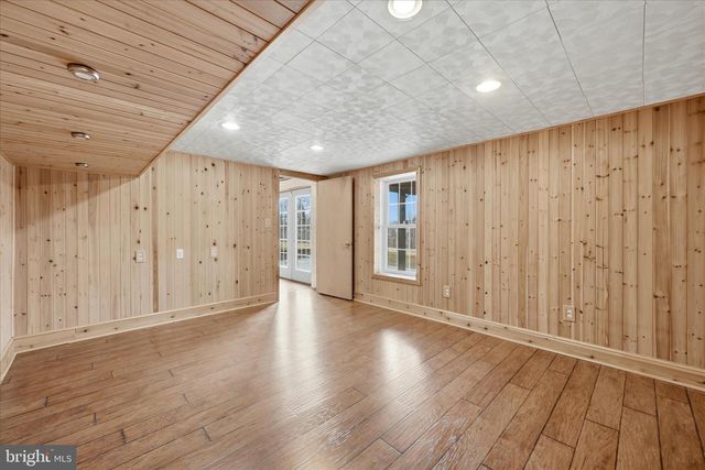 404 FREMONT CT, Berryville, VA 22611