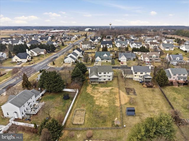 404 FREMONT CT, Berryville, VA 22611