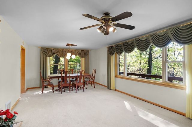 300 River Road, Hinckley, OH 44233