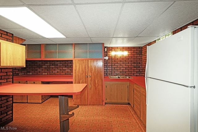 300 River Road, Hinckley, OH 44233