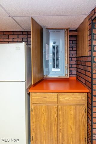 300 River Road, Hinckley, OH 44233