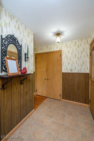 300 River Road, Hinckley, OH 44233