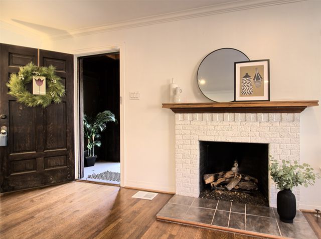 7010 Vivian Avenue, Dallas, TX 75223