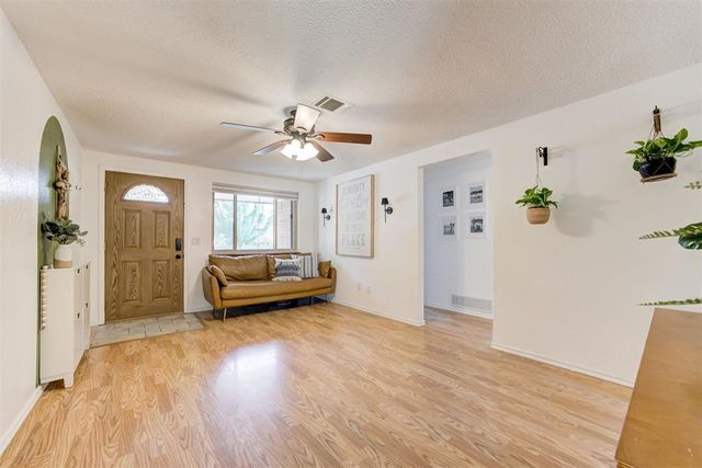 1112 Lapwing Road, Edmond, OK 73003