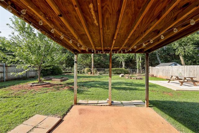 1112 Lapwing Road, Edmond, OK 73003