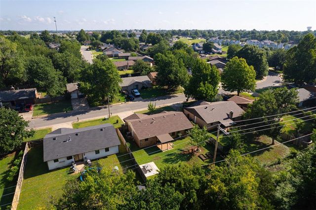 1112 Lapwing Road, Edmond, OK 73003