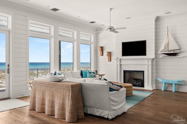 236 Ariola Dr, Pensacola Beach, FL 32561