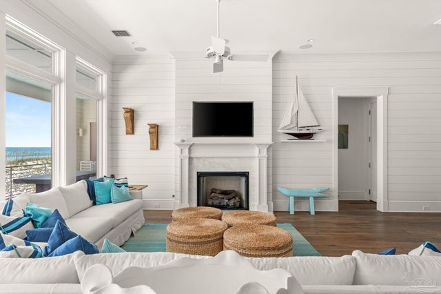 236 Ariola Dr, Pensacola Beach, FL 32561