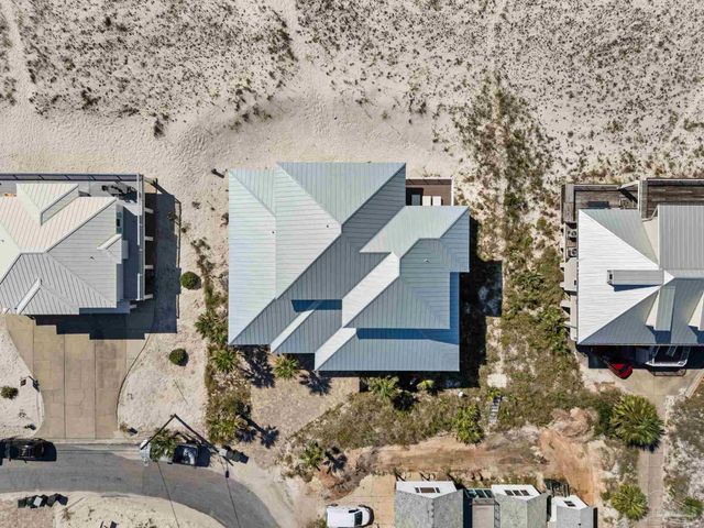 236 Ariola Dr, Pensacola Beach, FL 32561