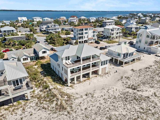 236 Ariola Dr, Pensacola Beach, FL 32561
