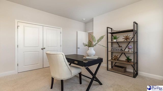 2991 Fish Hawk Ln, Florence, SC 29505