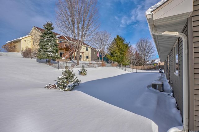 957 Fairchild Drive, River Falls, WI 54022