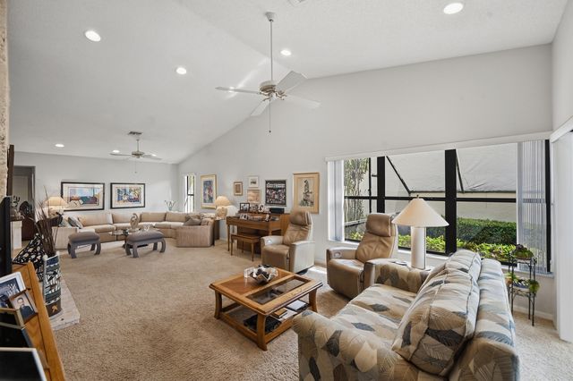 6906 Palmar Court, Boca Raton, FL 33433