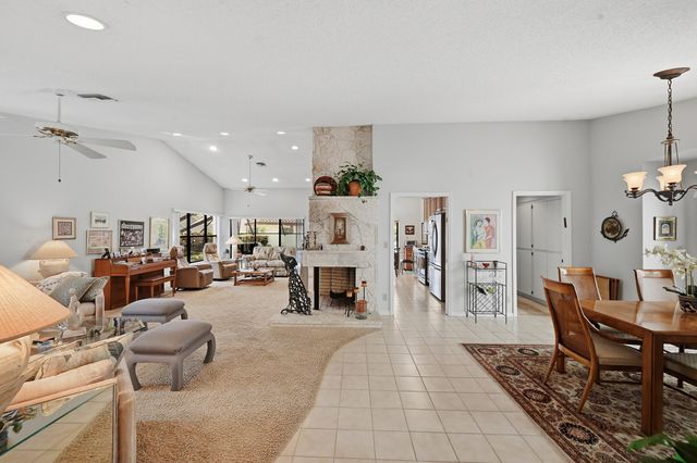 6906 Palmar Court, Boca Raton, FL 33433