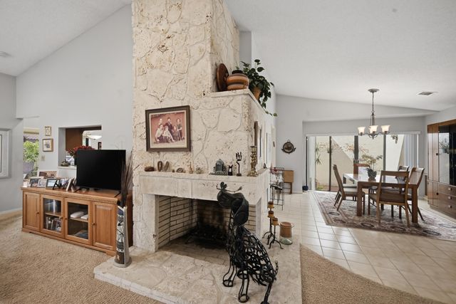 6906 Palmar Court, Boca Raton, FL 33433