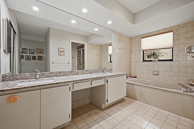 6906 Palmar Court, Boca Raton, FL 33433