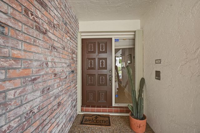 6906 Palmar Court, Boca Raton, FL 33433