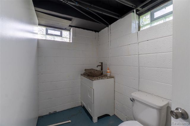 18445 Helen Street, Detroit, MI 48234