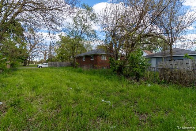 18445 Helen Street, Detroit, MI 48234