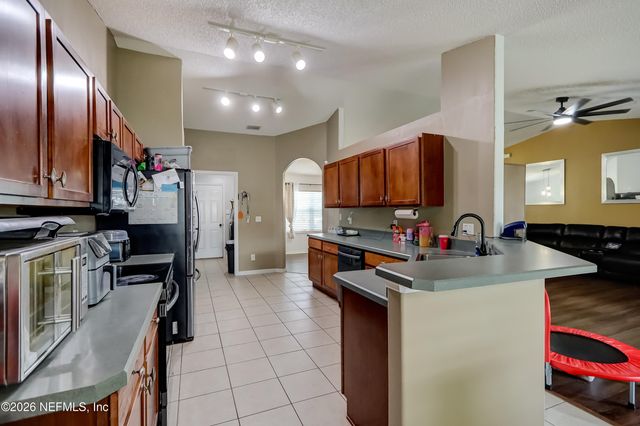 29 FAIRBANK Lane, Palm Coast, FL 32137