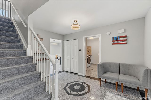 3495 Macnichol Trail, West Bloomfield Charter Township, MI 48323