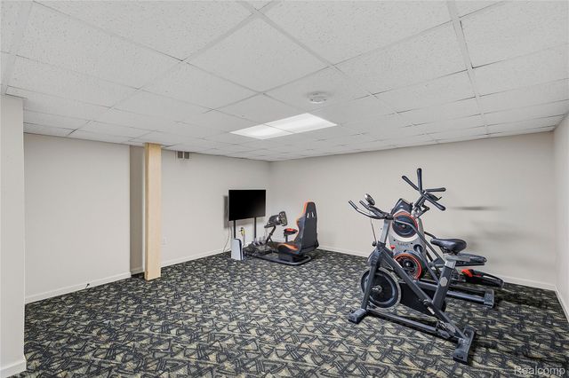 3495 Macnichol Trail, West Bloomfield Charter Township, MI 48323