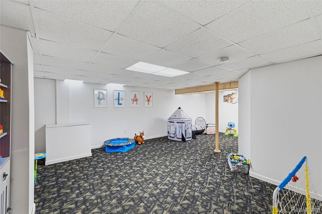 3495 Macnichol Trail, West Bloomfield Charter Township, MI 48323