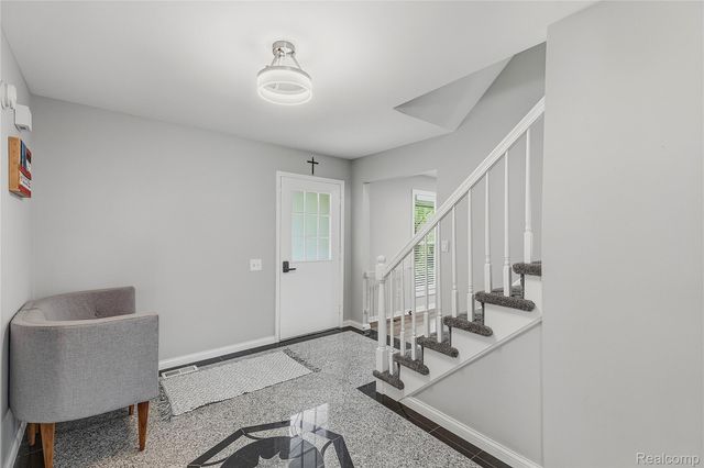 3495 Macnichol Trail, West Bloomfield Charter Township, MI 48323