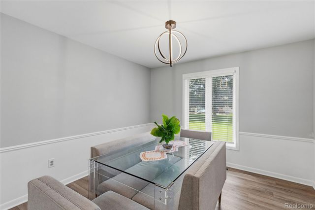 3495 Macnichol Trail, West Bloomfield Charter Township, MI 48323