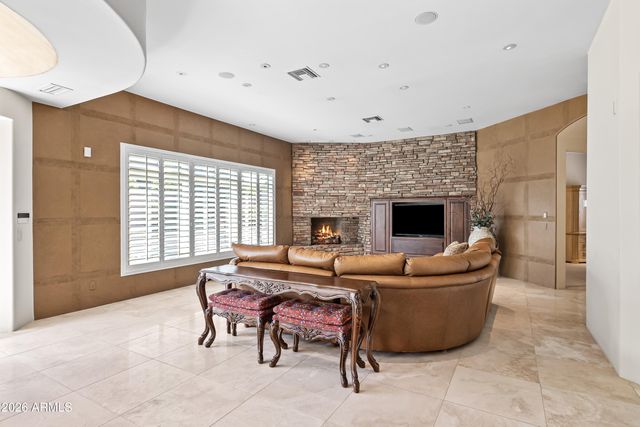 7091 E BALFOUR Road, Paradise Valley, AZ 85253