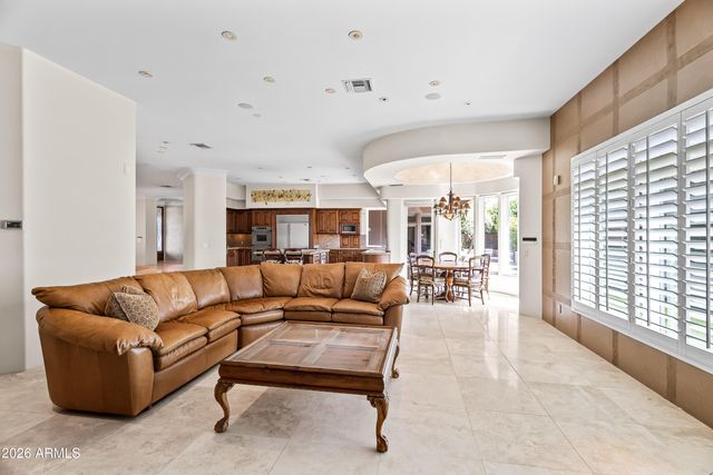 7091 E BALFOUR Road, Paradise Valley, AZ 85253