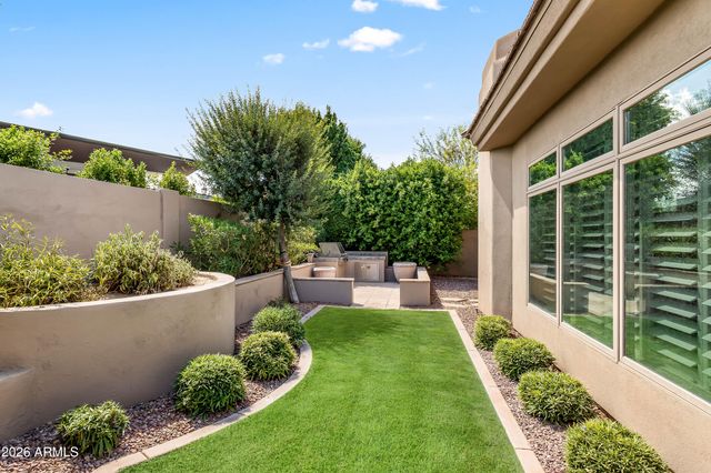 7091 E BALFOUR Road, Paradise Valley, AZ 85253