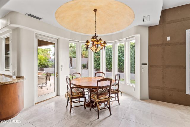 7091 E BALFOUR Road, Paradise Valley, AZ 85253