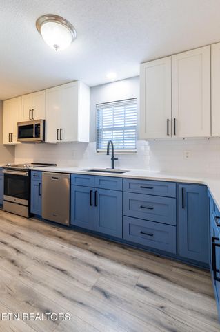 613 Blackburn Drive, Knoxville, TN 37934