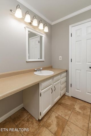 613 Blackburn Drive, Knoxville, TN 37934