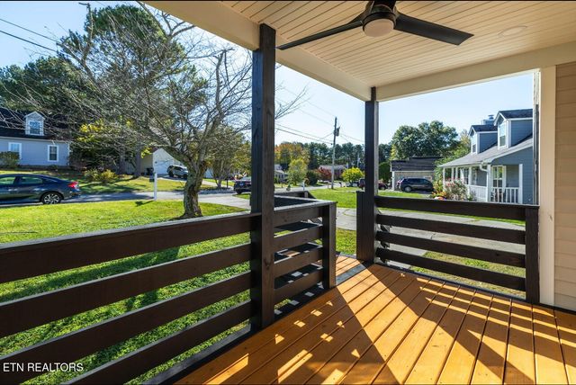 613 Blackburn Drive, Knoxville, TN 37934