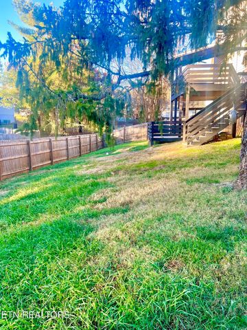 613 Blackburn Drive, Knoxville, TN 37934