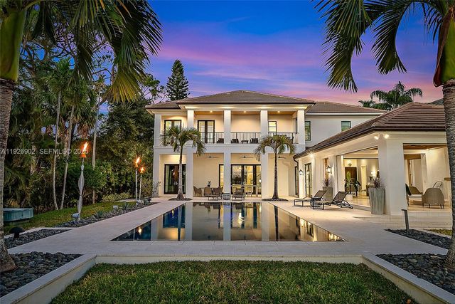 19651 Riverside Dr, Jupiter, FL 33469