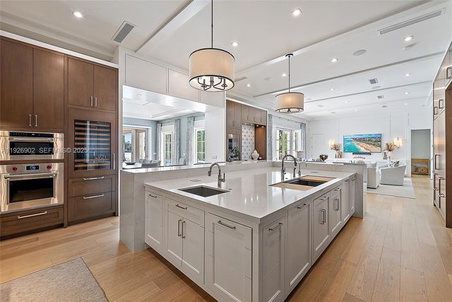 19651 Riverside Dr, Jupiter, FL 33469