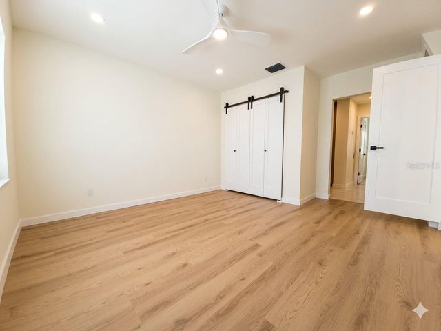 8120 7TH STREET N, St Petersburg, FL 33702