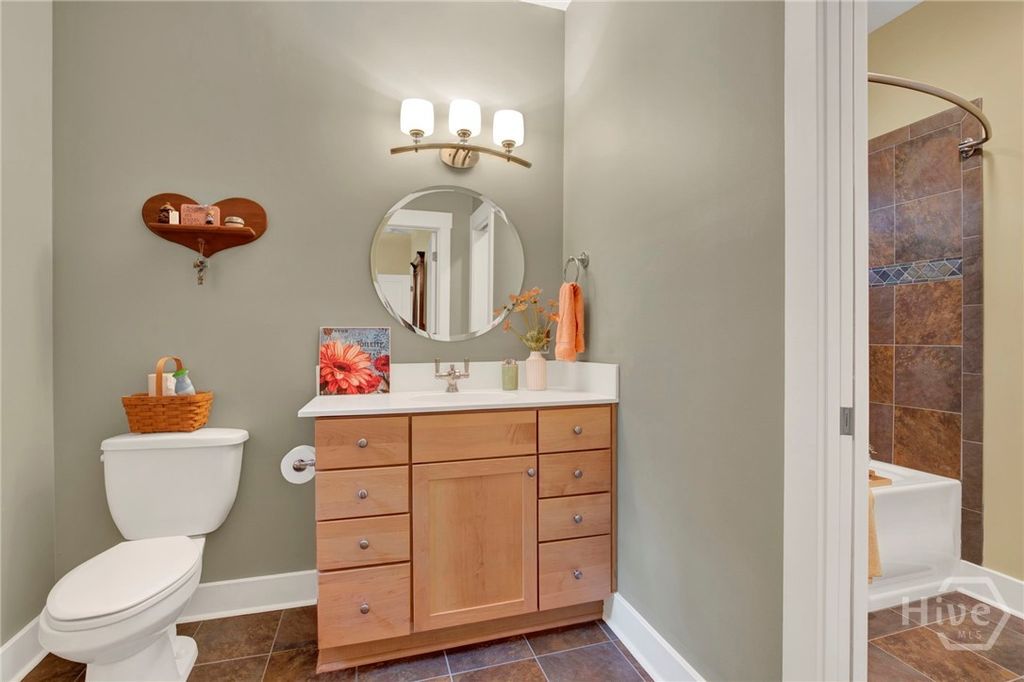 Image 32 of property listing at 145 Demeries Lake Lane, Richmond Hill, GA 31324