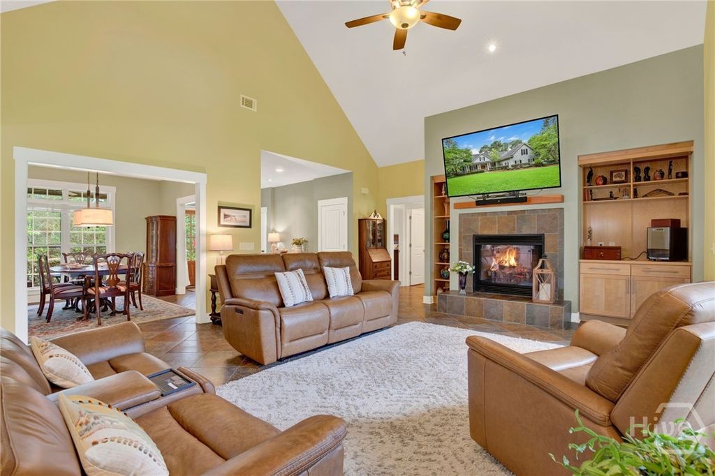 Image 9 of property listing at 145 Demeries Lake Lane, Richmond Hill, GA 31324