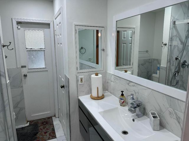 1820 17th Court N, Lake Worth Beach, FL 33460